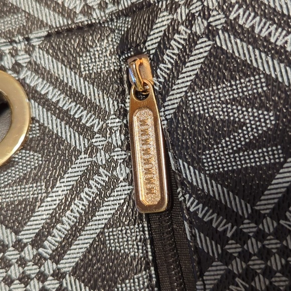 Milan "M" purse bag - Picture 4 of 6